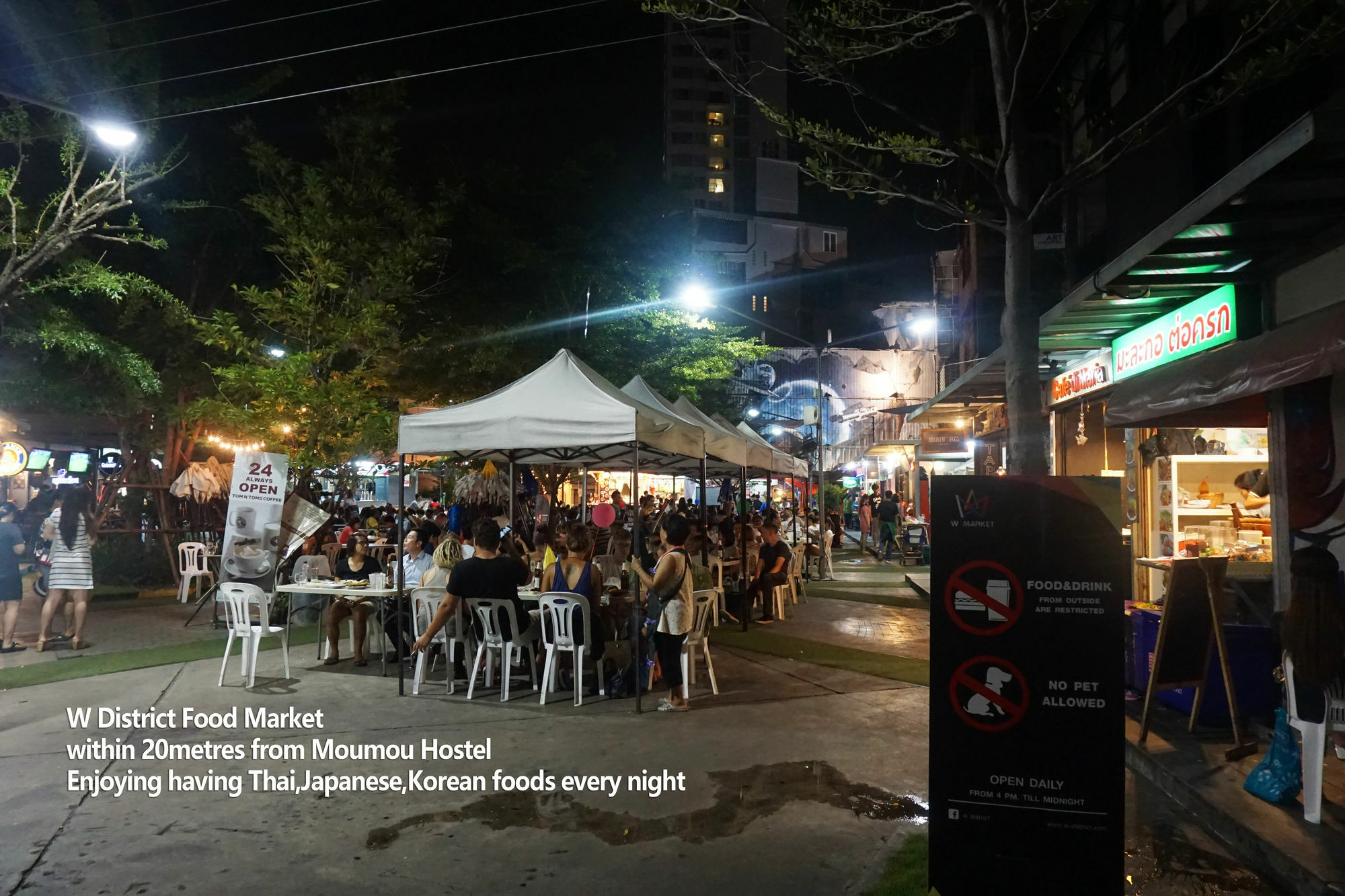 Moumou Hostel Bangkok Exterior photo